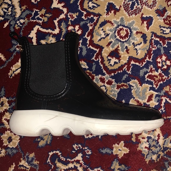 Lemon Jelly Pull-On Rainboots - Picture 3 of 3